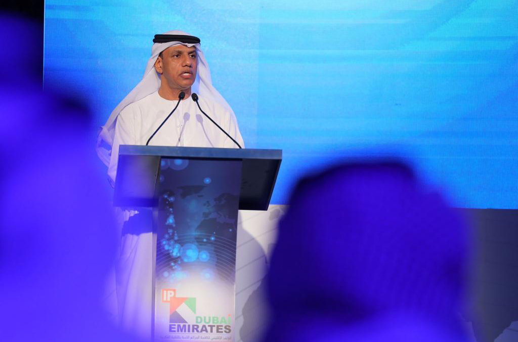 فخامة السيد أحمد محبوب مصبح، نائب الرئيس والرئيس التنفيذي لمؤسسة الموانئ والجمارك والمنطقة الحرة، والمدير العام لجمارك دبي.